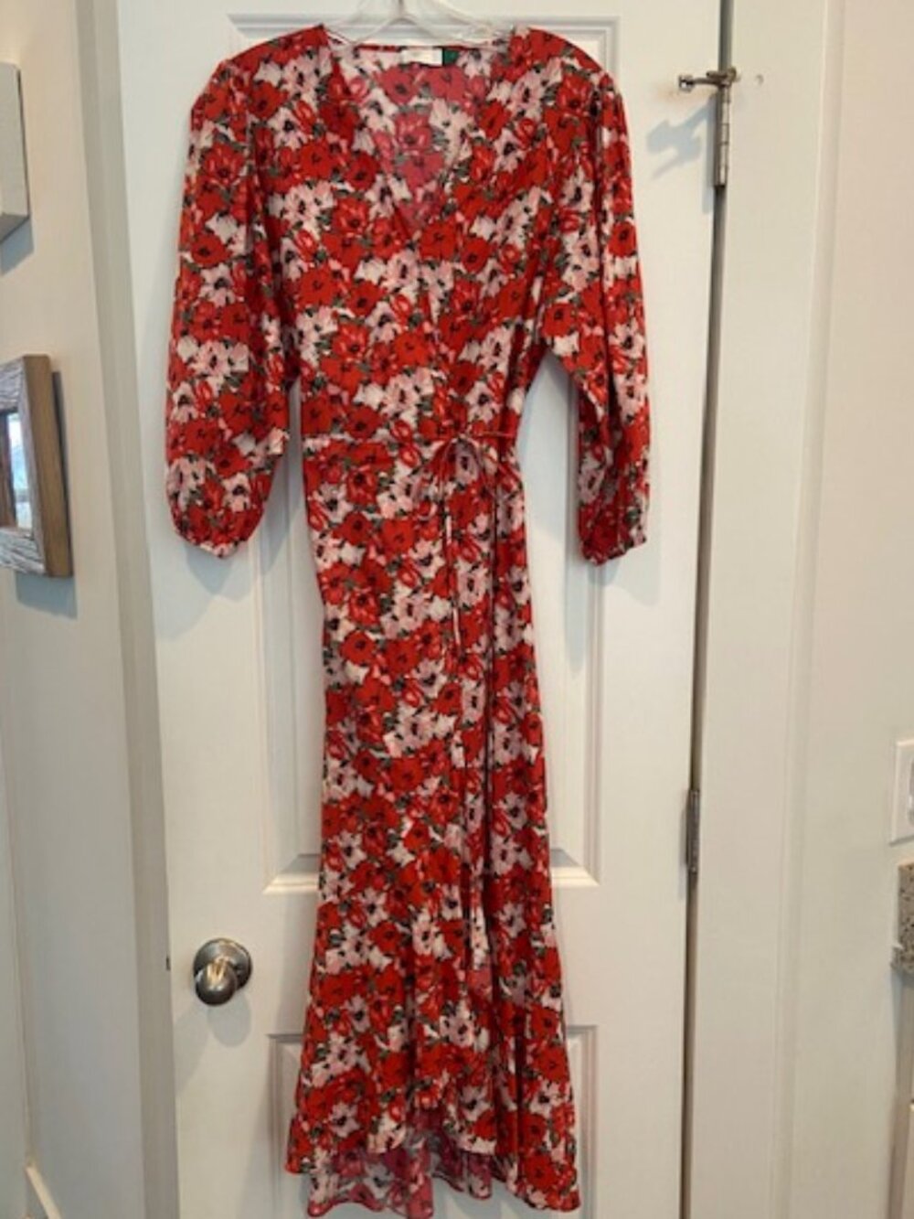 RIXO Red Diana Floral 3/4 Puff Sleeve V-Neck Wrap Dress in Size S